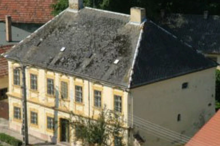 Pálos rendház