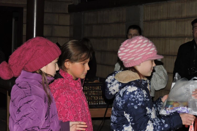 1479886368-9466-lampion-felvonulas-lebeny-1jpg-1499861954.jpg