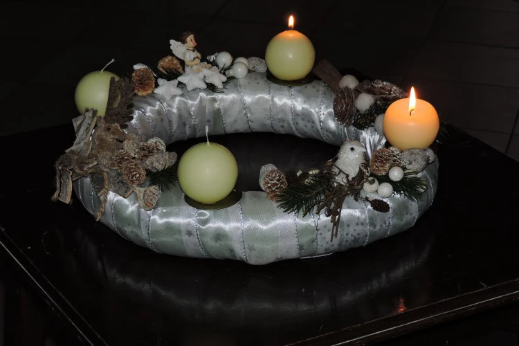 1481725770-7402-advent-lebenyjpg-1499862322.jpg