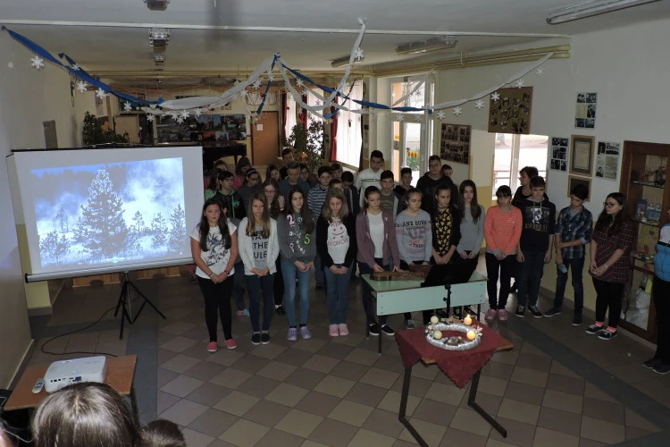 1481726045-5888-advent-lebeny-3-gyertya-1jpg-1499862338.jpg