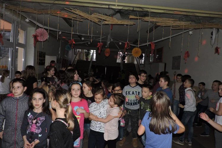 fankbuli-3-1517392370.JPG