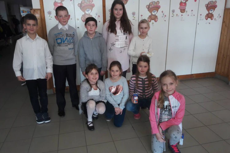 img-3d88a02a6c5d7ed1156fd27efac80502-v-1521618563.jpg