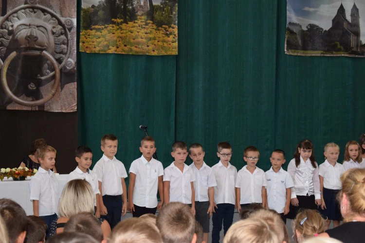 lebeny-iskola-evnyito-2019-1-1567499702.JPG