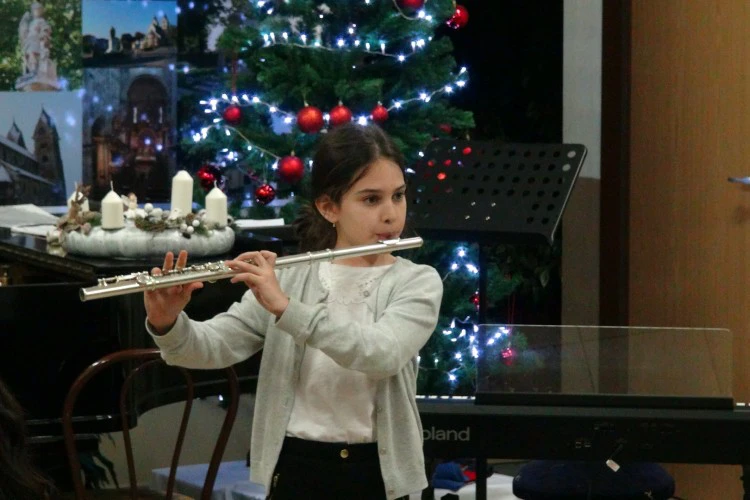 lebeny-zene-iskola-koncert-11-1579095858.jpg