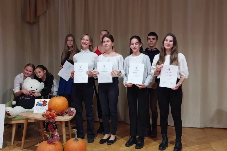 TOP11